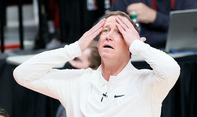 开元棋牌下载-有些巨星生涯注定无冠 但利拉德谈放弃还为时过早