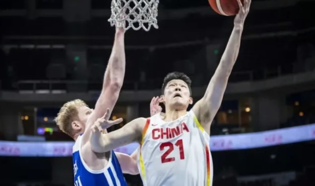 开元棋牌下载-两场世预赛广厦双核侵略性拉满！胡金秋统领起势，朱俊龙成顶级3D