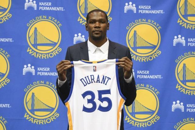 1611133229410095949.jpg https___bluemanhoop.com_files_2016_07_kevin-durant-nba-golden-state-warriors-press-conference-3.jpg